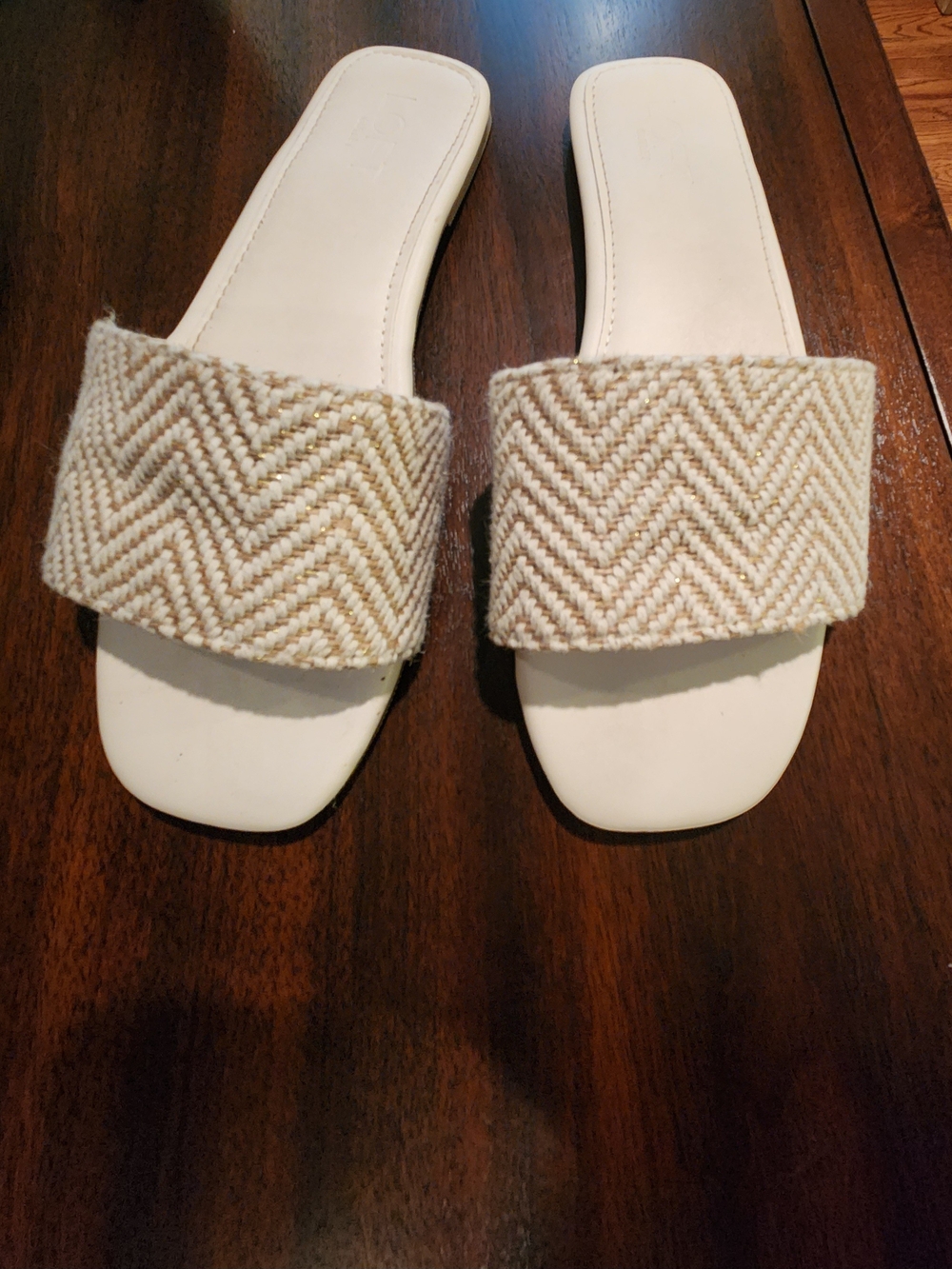 Loft Outlet Women's Beige, White, Golden Chevron Woven Slide Sandals Size 7